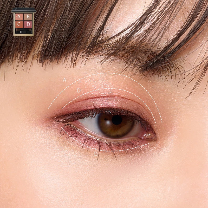 憂いを秘めた大人のピンクメイクのSTAFF REVIEW | スナップ詳細