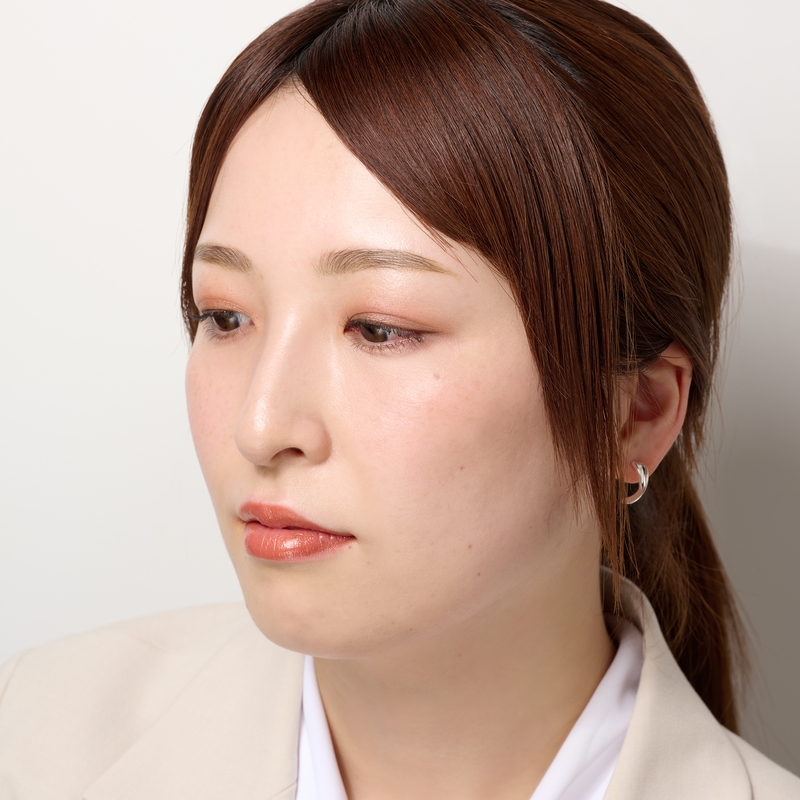 眉色で印象チェンジ。シーンに合わせて眉をアップデート①の