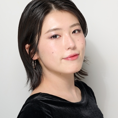 誰でも簡単にニュアンスチークを表現できる新ブラッシュのSTAFF REVIEW