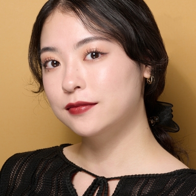 誰でも簡単にニュアンスチークを表現できる新ブラッシュのSTAFF REVIEW