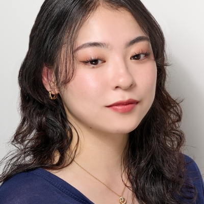 誰でも簡単にニュアンスチークを表現できる新ブラッシュのSTAFF REVIEW