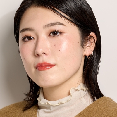 誰でも簡単にニュアンスチークを表現できる新ブラッシュのSTAFF REVIEW