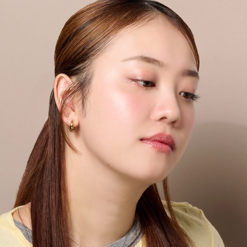誰でも簡単にニュアンスチークを表現できる新ブラッシュ | スナップ