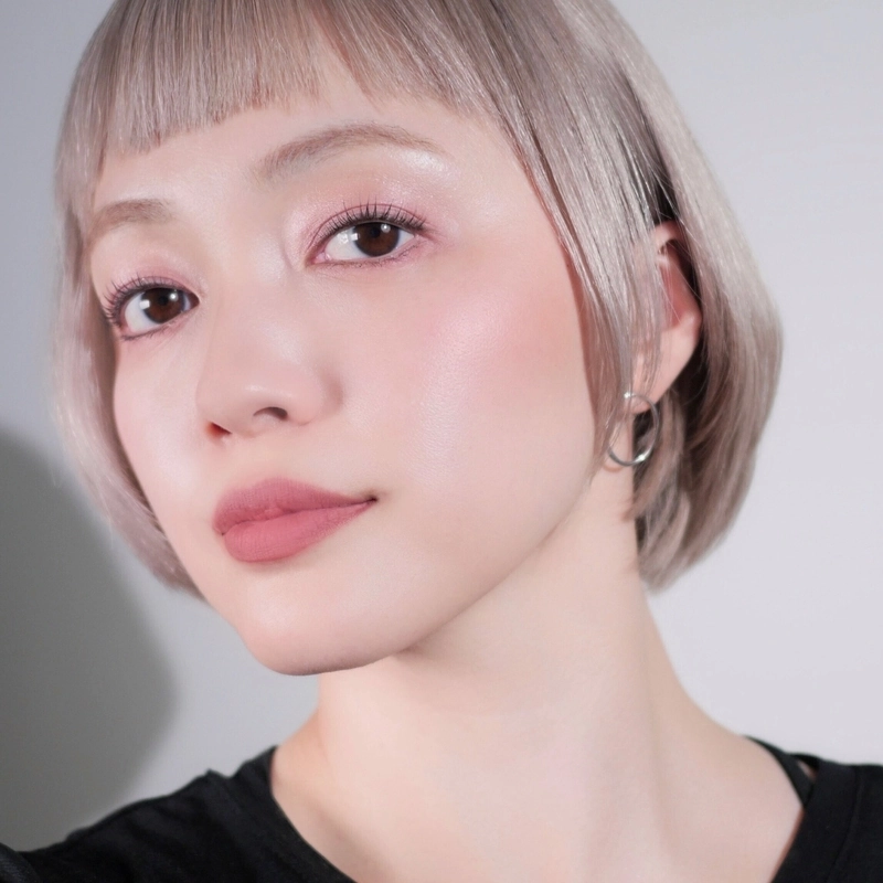 誰でも簡単にニュアンスチークを表現できる新ブラッシュ | スナップ