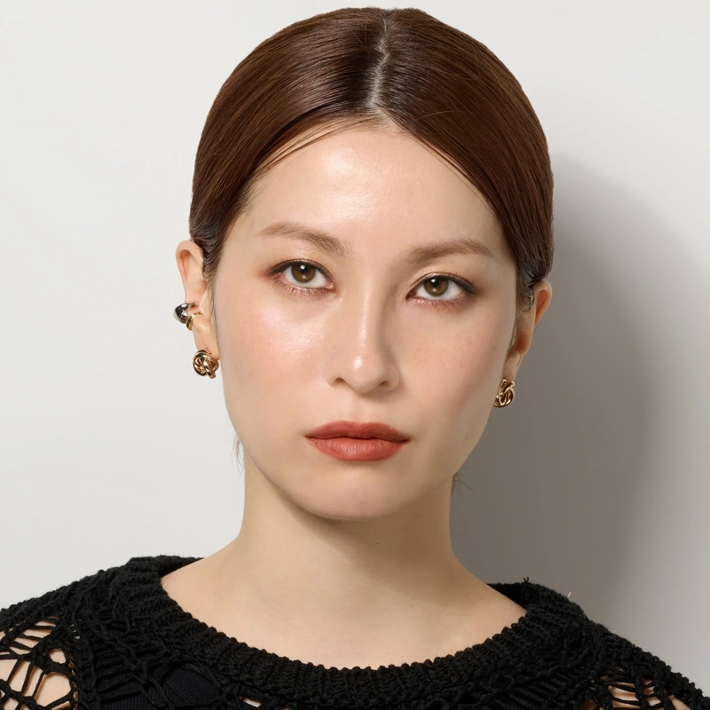 誰でも簡単にニュアンスチークを表現できる新ブラッシュ | スナップ